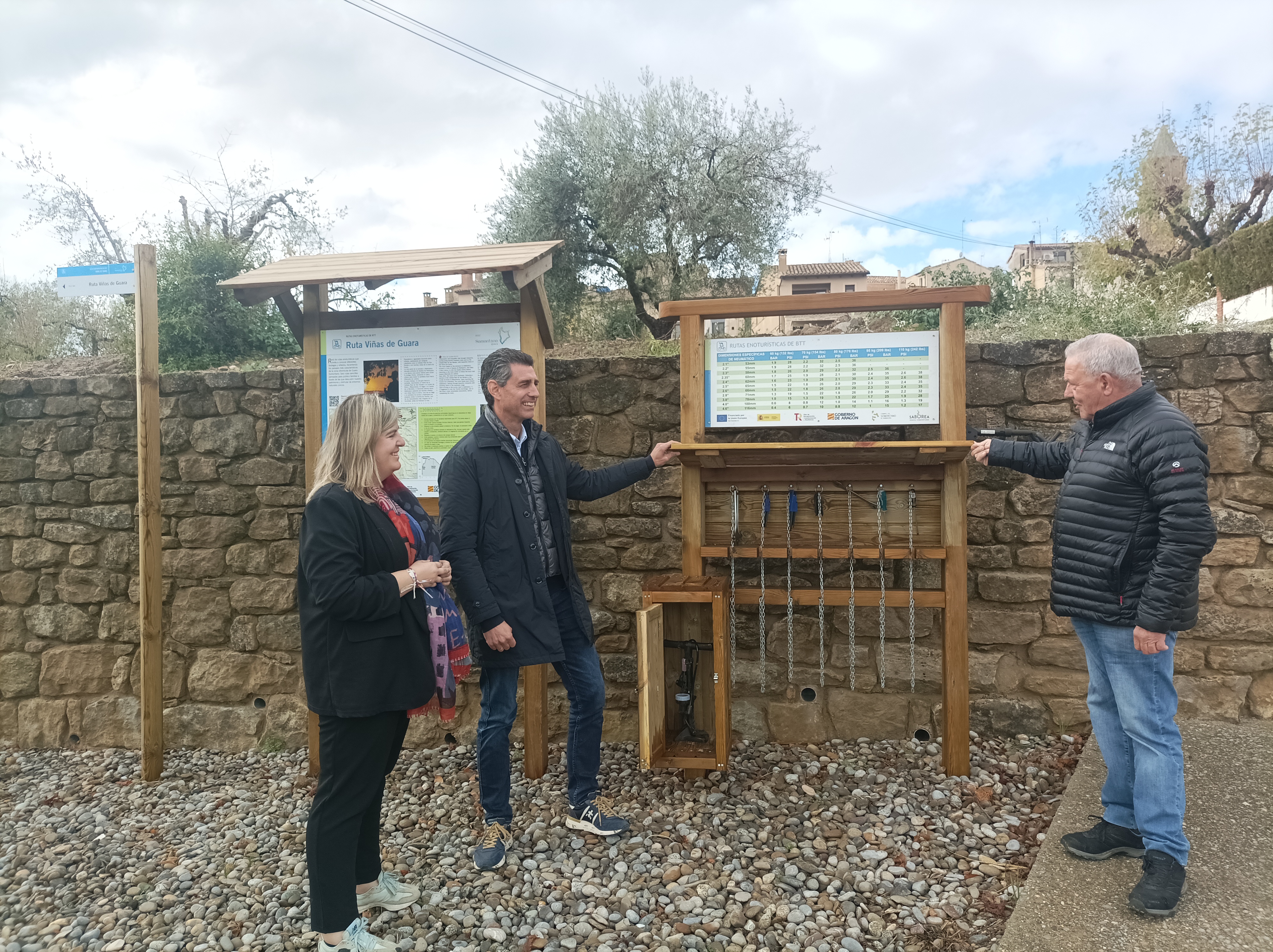 80 kilómetros para disfrutar de los paisajes del territorio a través de las rutas en bicicleta que unen bodegas  