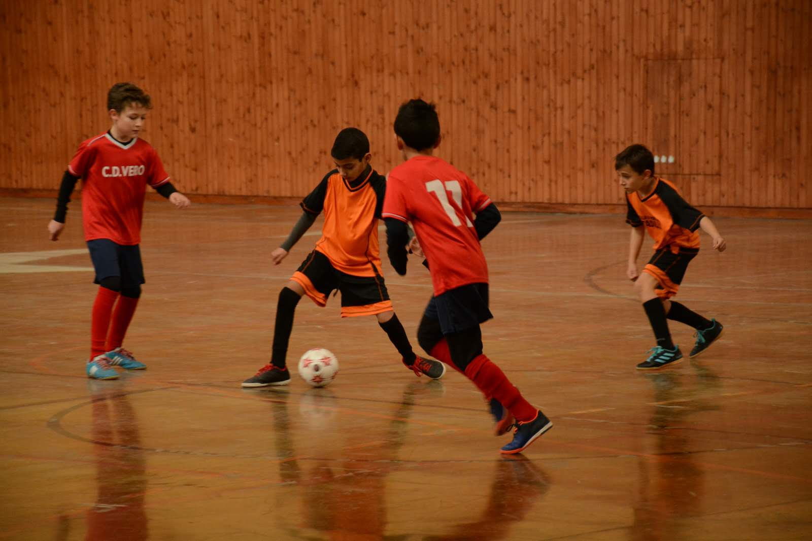 Comienza la V Liga comarcal de fútbol sala benjamín y alevín