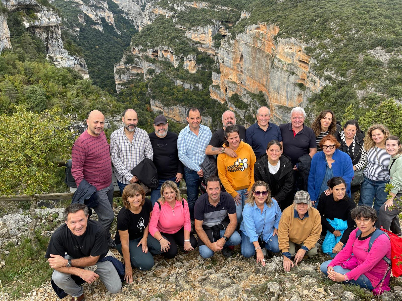 La Asociación de Desarrollo Rural de Uribe realiza un viaje de familiarización a Guara Somontano 