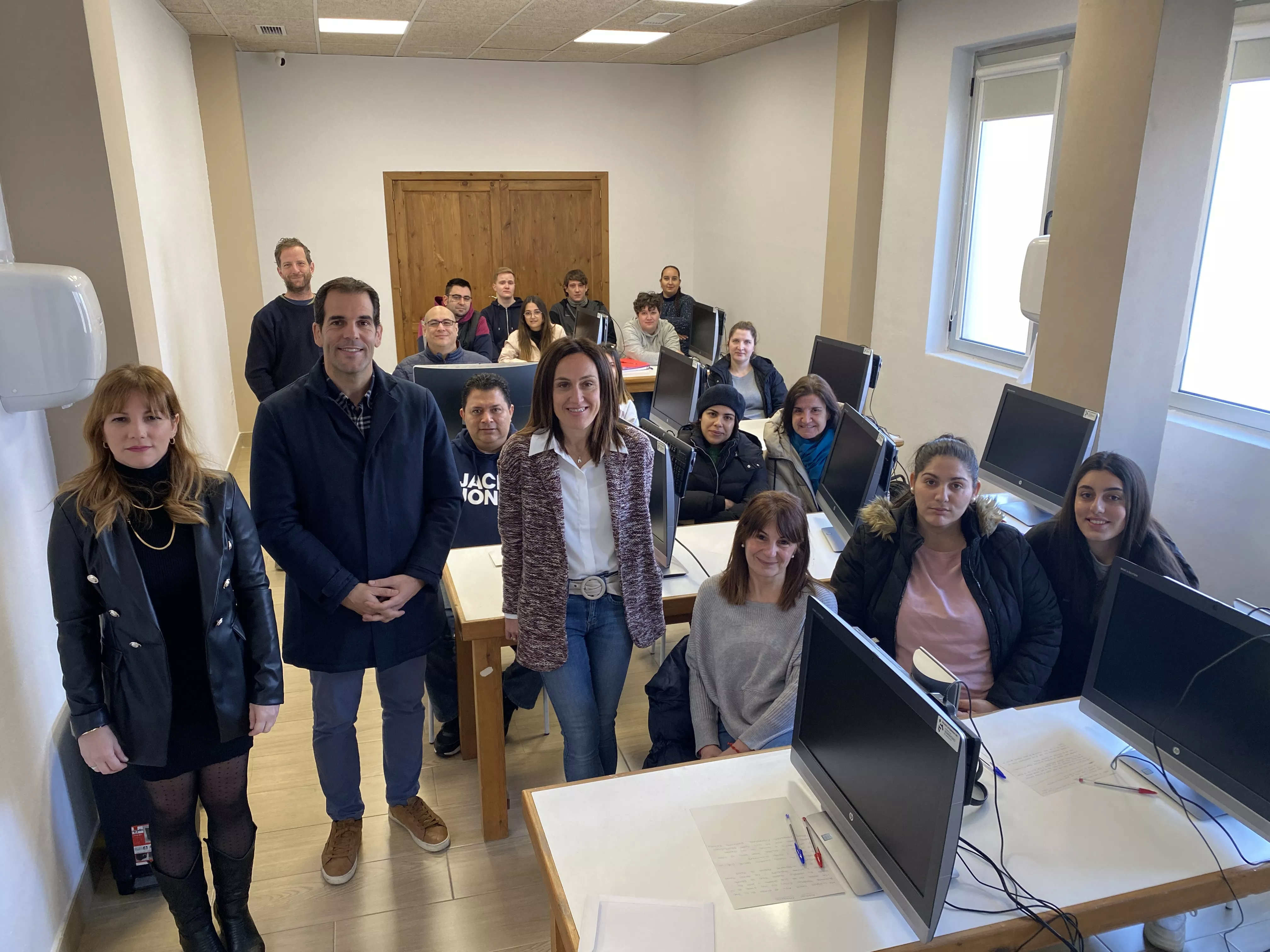 La Comarca de Somontano inicia el Programa Experiencial de Formación y Empleo con diez alumnos de atención sociosanitaria y cinco de conservación de espacios naturales