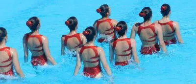Juegos Deportivos: desplazamientos natación y natación sincronizada