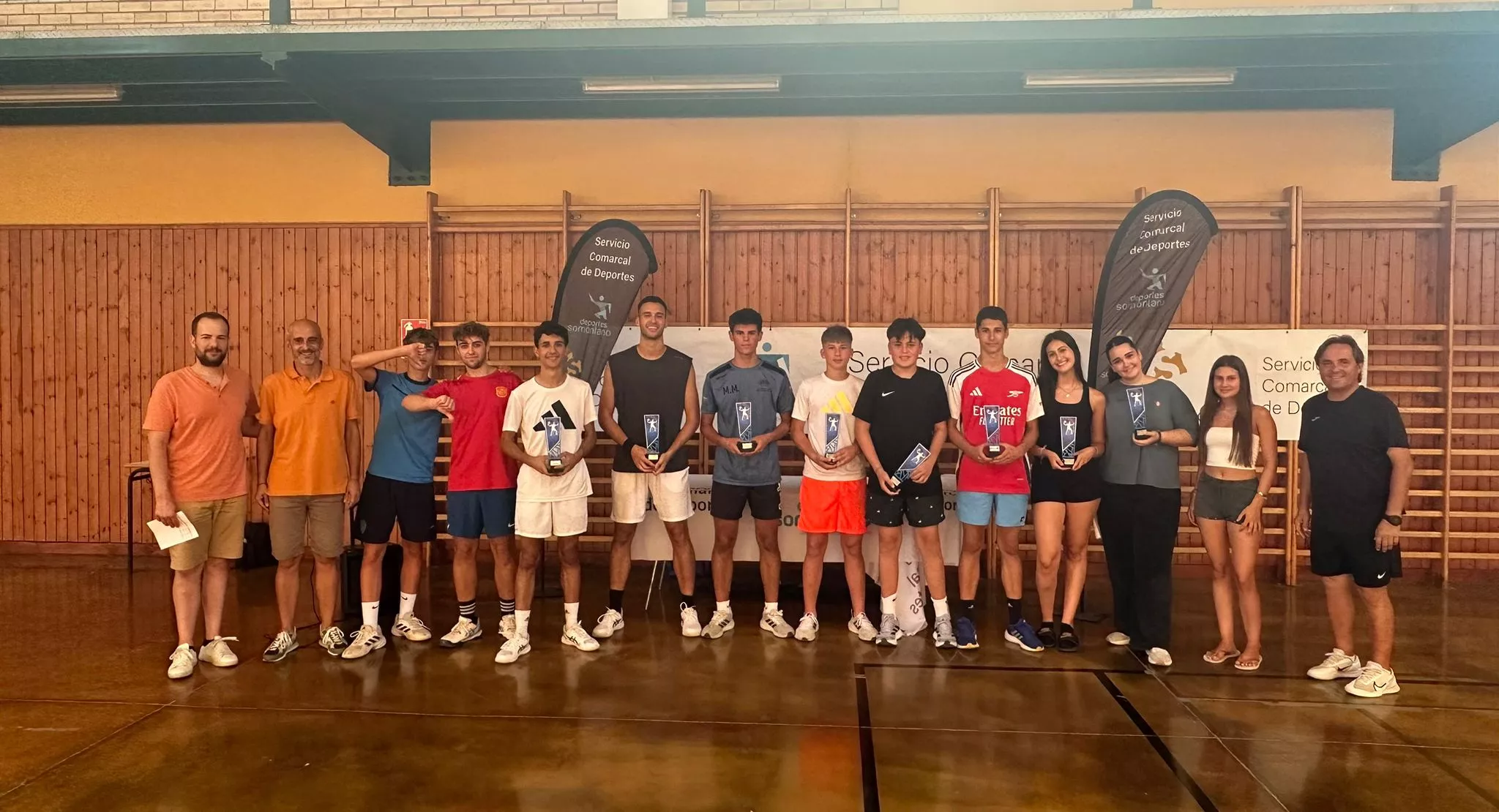 Medio centenar de jóvenes disputan el XXVIII Campeonato Comarcal de Tenis Peralta de Alcofea 